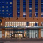 Hyatt-Place-Indianapolis-Front-Entrance